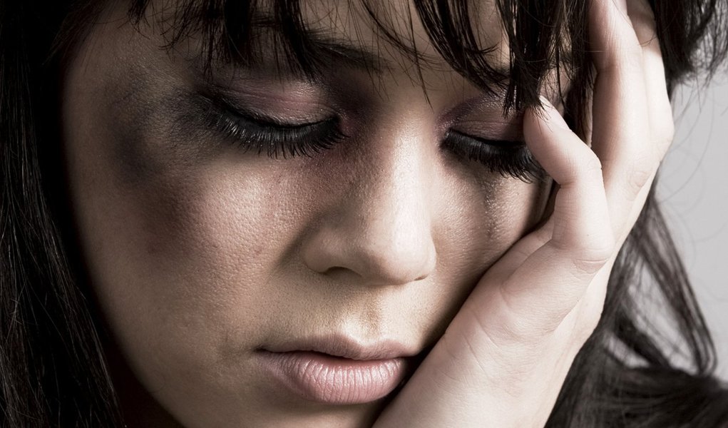 Violência contra a mulher cresce