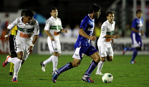 Vasco vacila e cede empate ao Coritiba