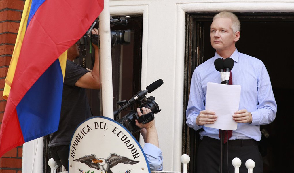 EUA já têm acusação pronta para Assange, revela Wikileaks