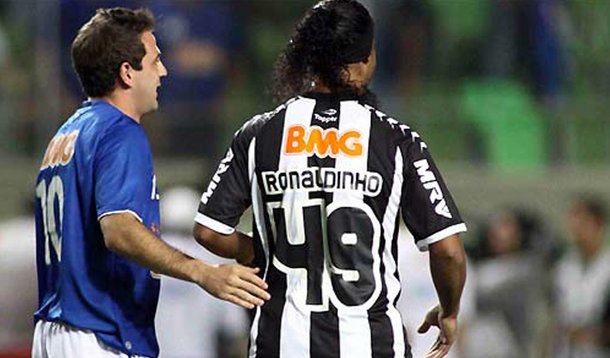 Cruzeiro e Atlético-MG empatam com gol aos 49 do segundo tempo