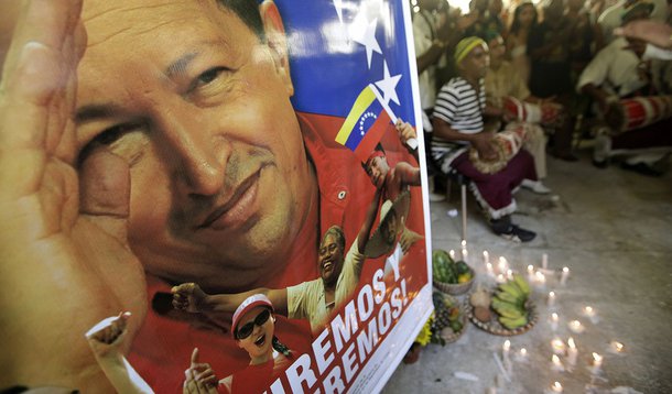 Chávez tem evolução "favorável"