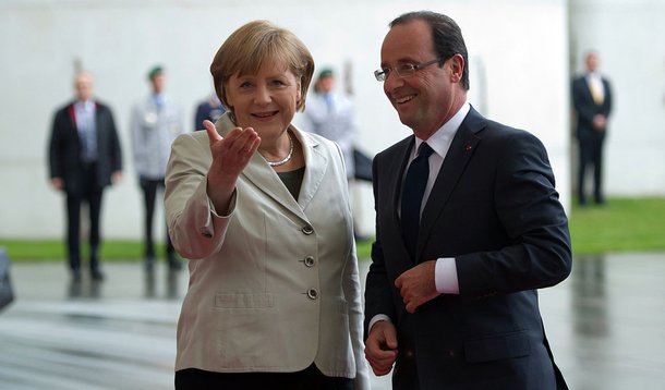 Merkel e Hollande se unem em mensagem dura à Grécia