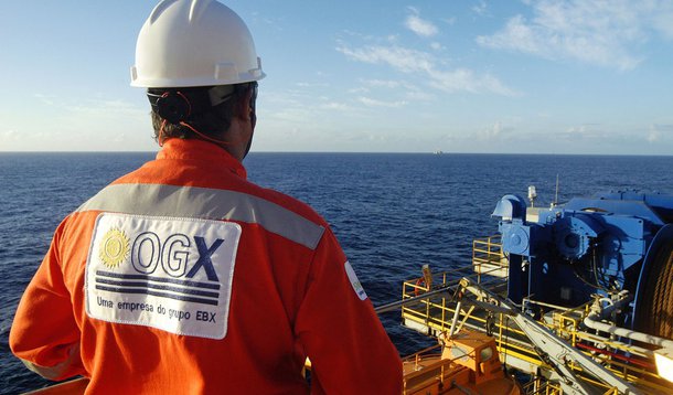 Visita a Plataforma Ocean Quest na Bacia de Campos .
Taxa de sucesso de 100% nos 29 pocos perfurados na Bacia de Campos (RJ)

Success rate of 100% in 29 wells drilled 
in Campos Basin, in Rio