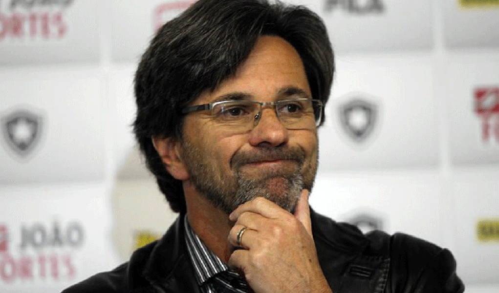 Caio caiu
