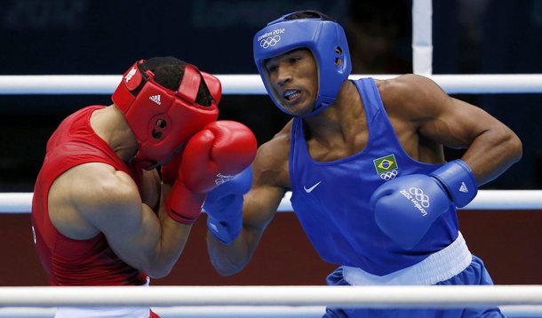Esquiva Falcão leva Brasil a final olímpica inédita no Boxe
