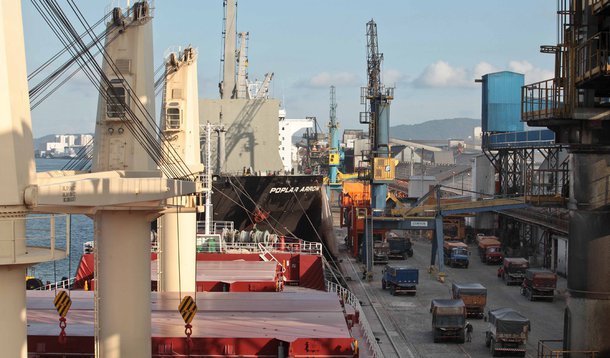 Dilma: governo quer reduzir custo logístico da indústria