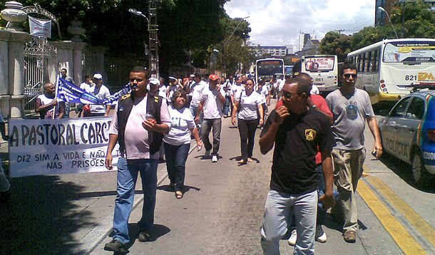 Agentes Penitenciários realizam mobilização