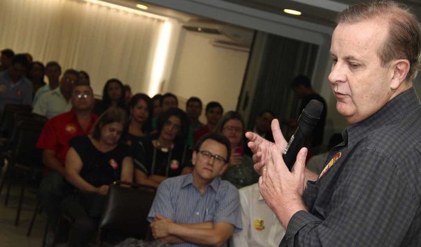 Paulo Garcia visita sindicalistas