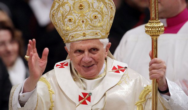 VATICAN CITY, VATICAN - JANUARY 06:  Pope Benedict XVI celebrates the solemnity of the Epiphany in St. Peter's Basilica, on January 6, 2009 in Vatican City, Vatican. The pope adressed his speech to pilgrims and tourists stating his wish to encourage diplo