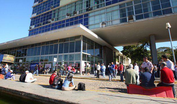 Depois dos professores, técnicos das federais voltam ao trabalho