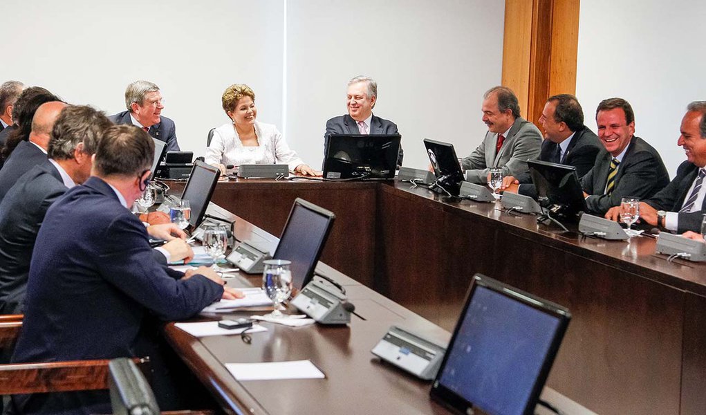 Brasília - DF, 21/01/2014. Presidenta Dilma Rousseff recebe Thomas Bach, Presidente do Comitê Olímpico Internacional. Foto: Roberto Stuckert Filho/PR