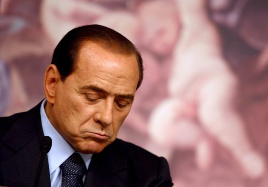 epa00714364 Outgoing Italian Premier Silvio Berlusconi reacts while speaking at a farewell press conference at Chigi Palace in Rome, Tuesday, 16 May 2006. Italy's new President Giorgio Napolitano today gave centre-left coalition leader and former European