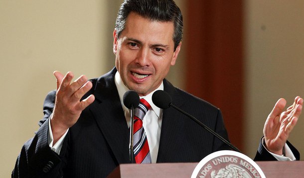 30108135. México, D.F.- El presidente Enrique Peña Nieto, encabezó la clausura de los trabajos de la XXIV Reunión de Embajadores y Cónsules, este día en Palacio Nacional.
NOTIMEX/FOTO/JOSÉ PAZOS/JPF/POL/
