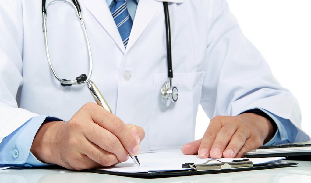 Médicos não atenderão planos de saúde