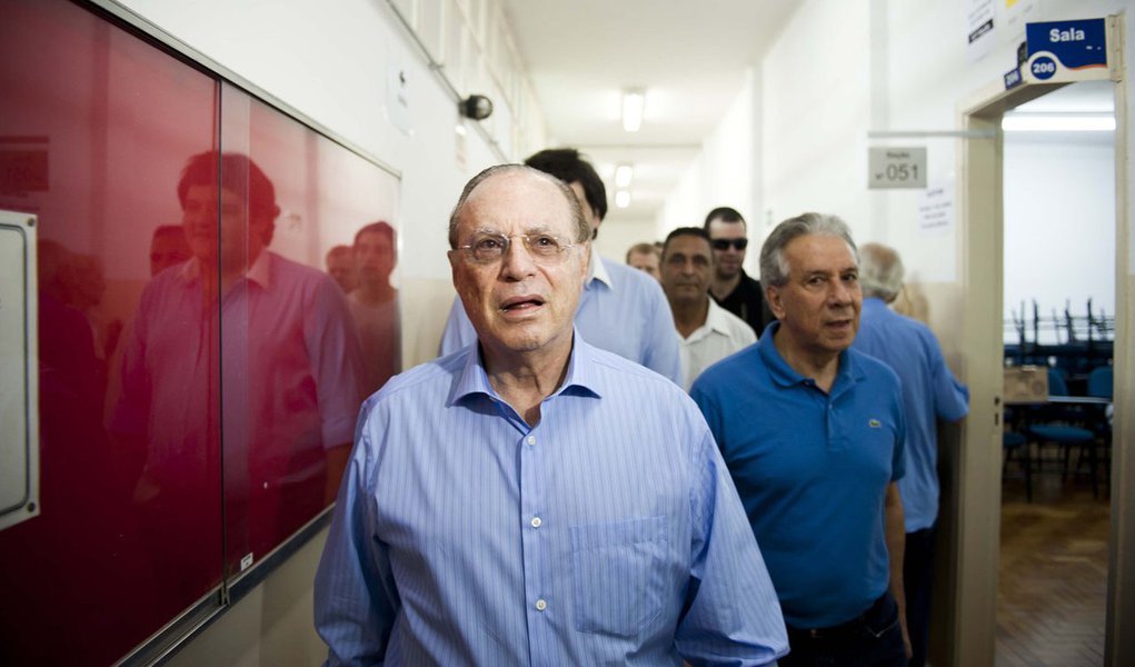 Paulo Maluf terá que devolver R$ 21 milhões a SP
