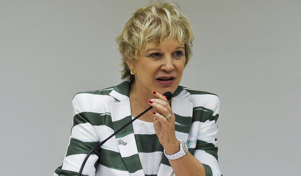 Diário Oficial traz publicada exoneração de Marta Suplicy