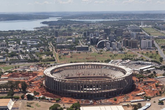 Obras ao redor do Mané Garrincha estão suspensas