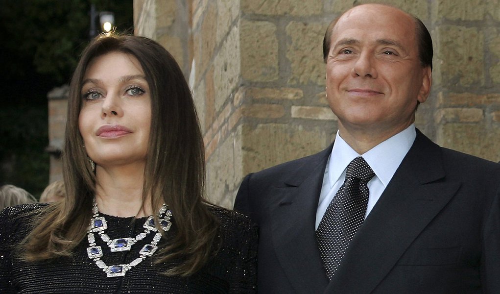 Ex-mulher de Berlusconi receberá € 36 mi por ano