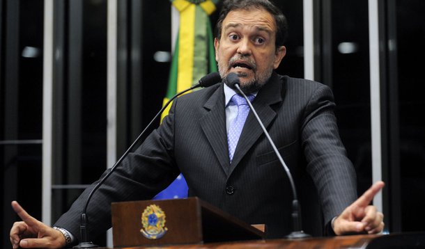 Walter Pinheiro articula votação do FPE
