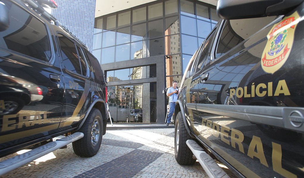 *FOTO EMBARGADA PARA O ESTADO DE GOIÁS* GOIÂNIA, GO - 07.12.2012: PRISÃO/CACHOEIRA/GO - Pouco mais de duas semanas após ser libertado, o empresário Carlos Augusto Ramos, o Carlinhos Cachoeira, voltou a ser preso na tarde desta sexta-feira (7). Sua prisão 