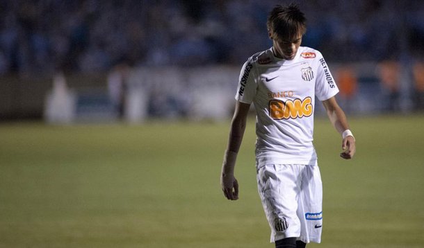 Santos empata em 1 a 1 com o Grêmio em jogo que Neymar é expulso