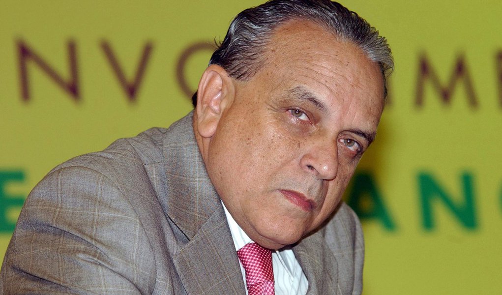 Sérgio Guerra sobe o tom da disputa em BH