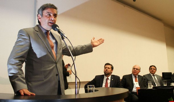 Aécio: "Vamos disputar e vencer em 2014"
