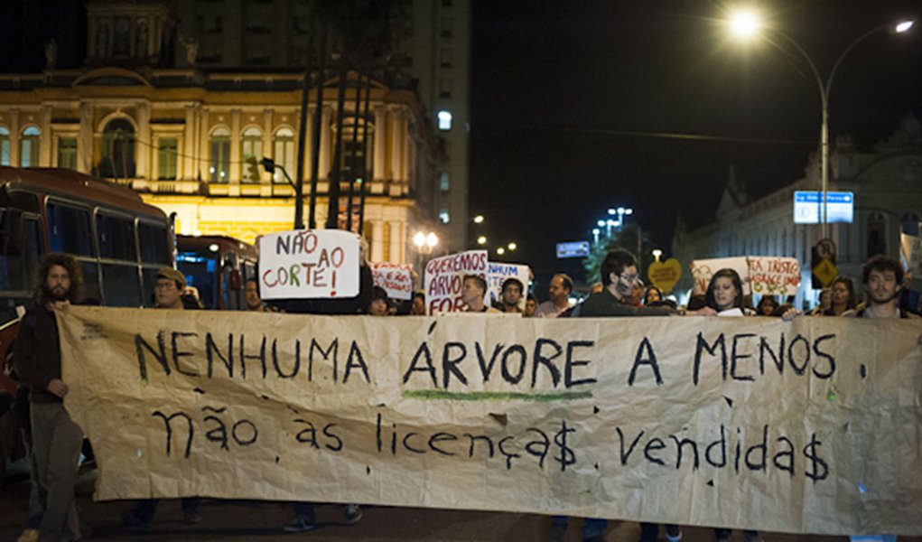 POA tem novo protesto contra corte de árvores