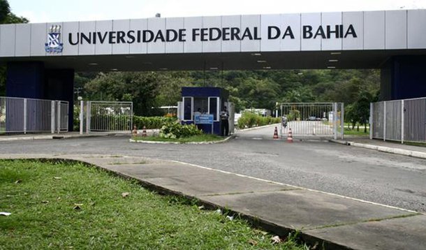 Mais de 300 servidores da UFBA em situação irregular