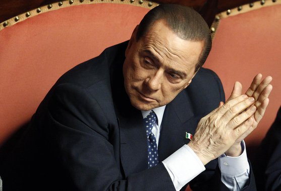 Berlusconi diz apoiar governo apesar de problemas legais