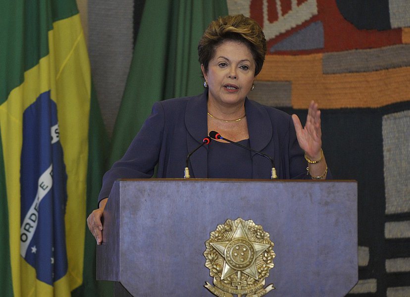 Dilma discute segurança especial na visita do papa