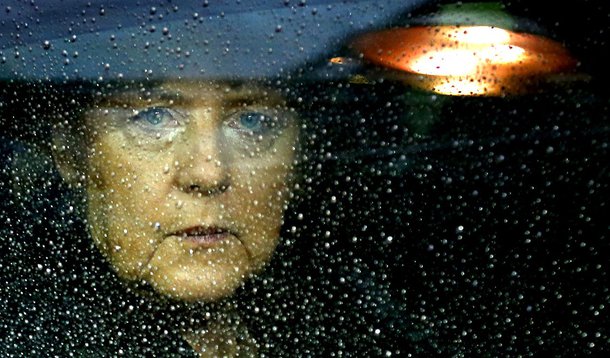 Merkel cogita novo perdão da dívida grega