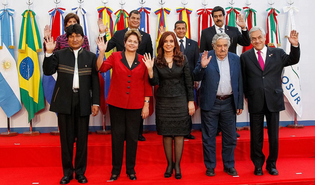 (Mendonza-ARG, 29/06/2012) Presidenta Dilma Rousseff durante reunião da cúpula extraordinária de Chefes de Estado da UNASUL. Foto: Roberto Stuckert Filho/PR