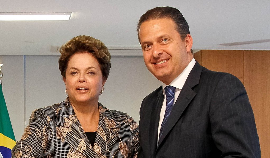 Dilma afaga Eduardo e inclui PE em leilão da ANP