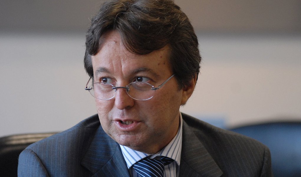 João da Costa busca reinserção na política