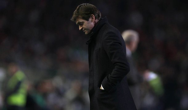 Tito deixa o Barcelona para combater câncer