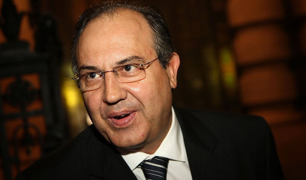 Impedir PM de remover feridos ajudou a diminuir mortes, diz secretário