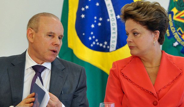 Dilma nega ter autorizado reajuste da gasolina