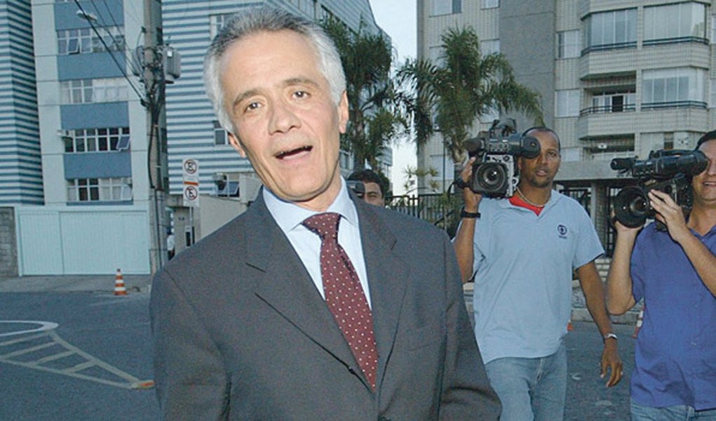 Ramon Hollerbach se sente um "otário"