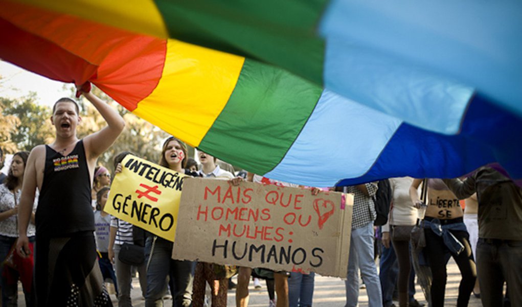 ‘Estupro corretivo’ vitimiza lésbicas e desafia autoridades
