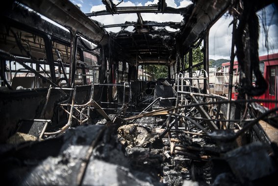 Com escolta, ônibus circulam até as 23h em Florianópolis