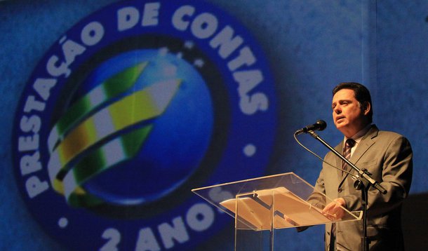 Perillo presta contas e diz que 2012 foi de avanços