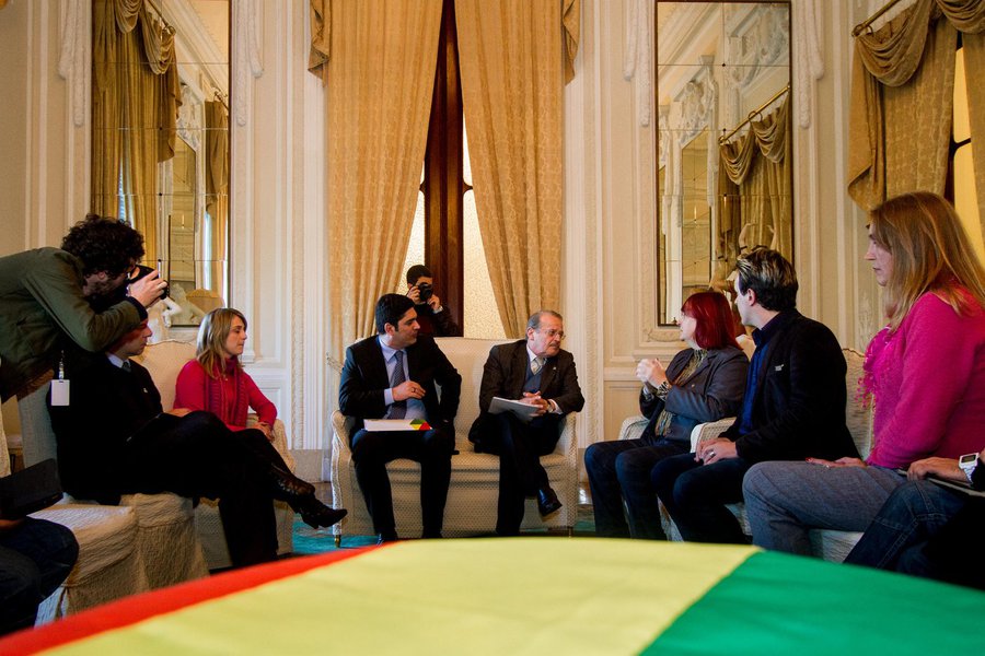 Movimento LGBT busca apoio do governo 