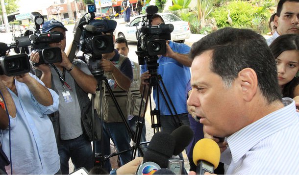 Alvo na CPI, Perillo critica “vingança permanente”