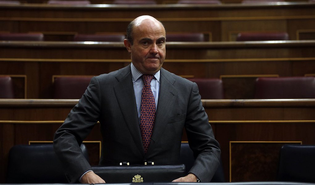 Espanha espera sair do buraco em 2014