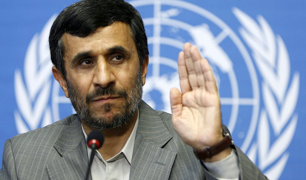 Irã declara dia de luto para aliado anti-EUA Chávez