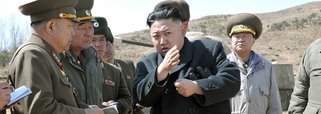 Ameaçando explodir a Ásia, Kim Jong-un comemora um ano no poder
