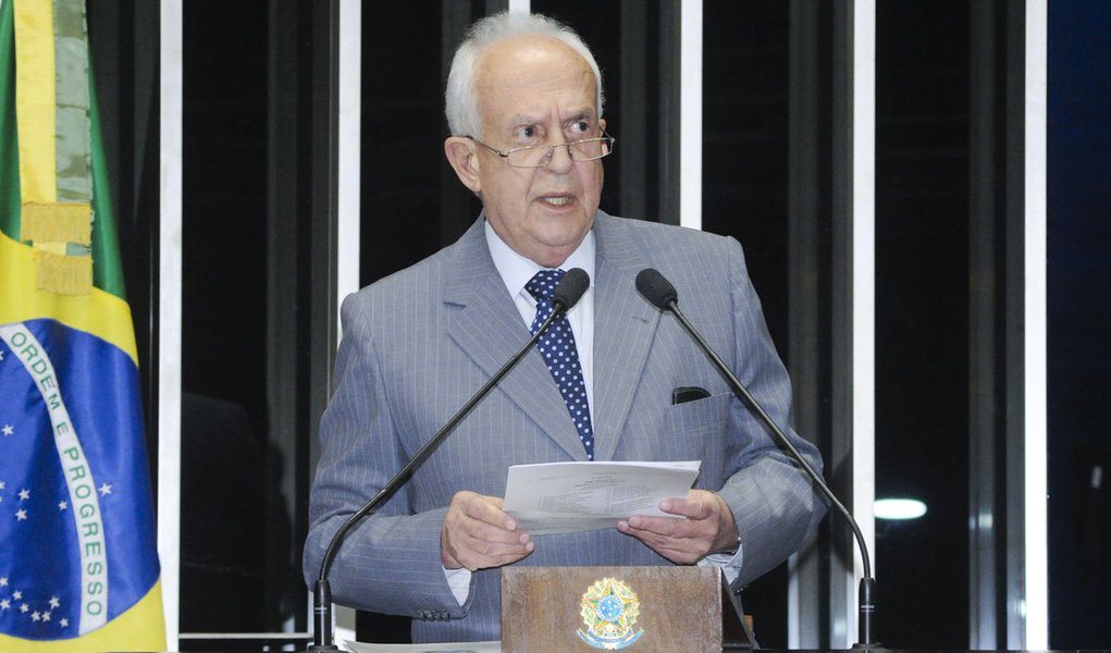 Jarbas: Agenda positiva do Senado é "pura lorota"