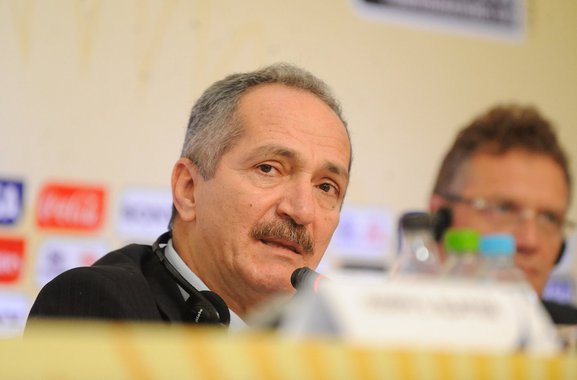 Aldo: questão de acesso a estádios será resolvida
