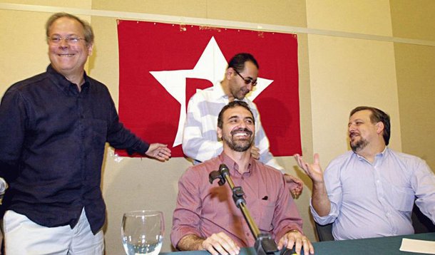 DEM também usa mensalão na campanha de Salvador